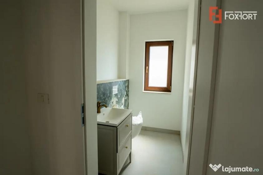 Casă cu 4 camere cu Teren 633 Mp în Moșnița Nouă