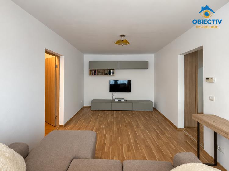 Apartament 3 camere CU PRIVELISTE - ULTRACENTRAL - 3