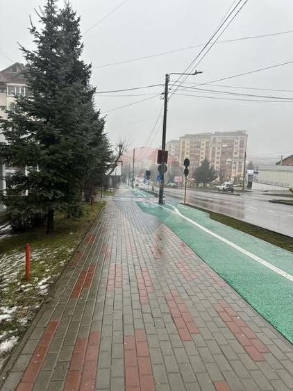 Spațiu comercial, de 166 mp, în Calea Romanului
