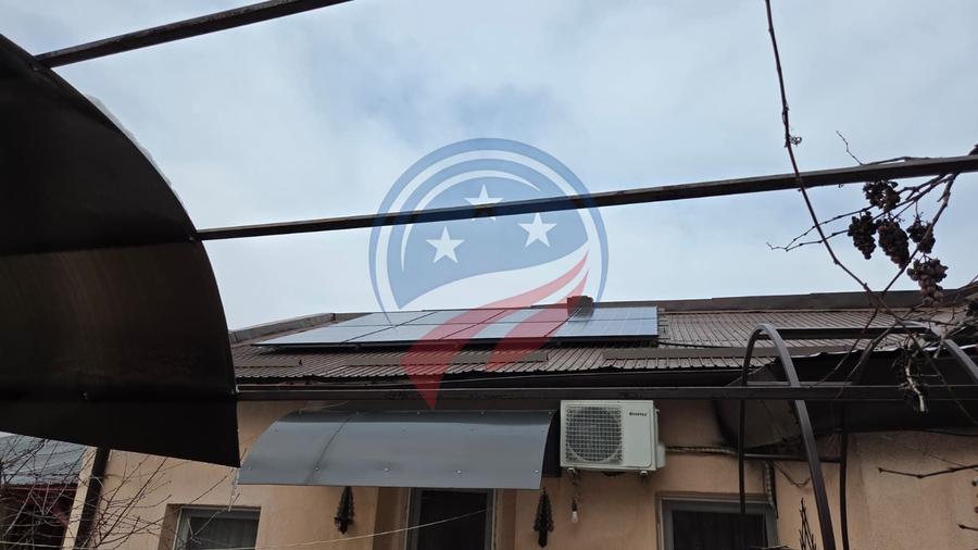 Casă individuală cu 3 camere cu Canalizare în Central