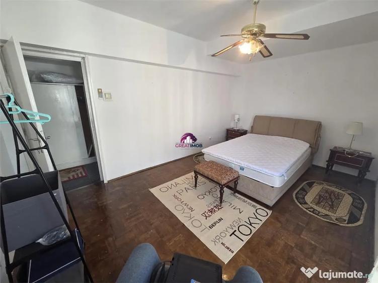 Apartament cu 2 camere semidecomandat în Universitate