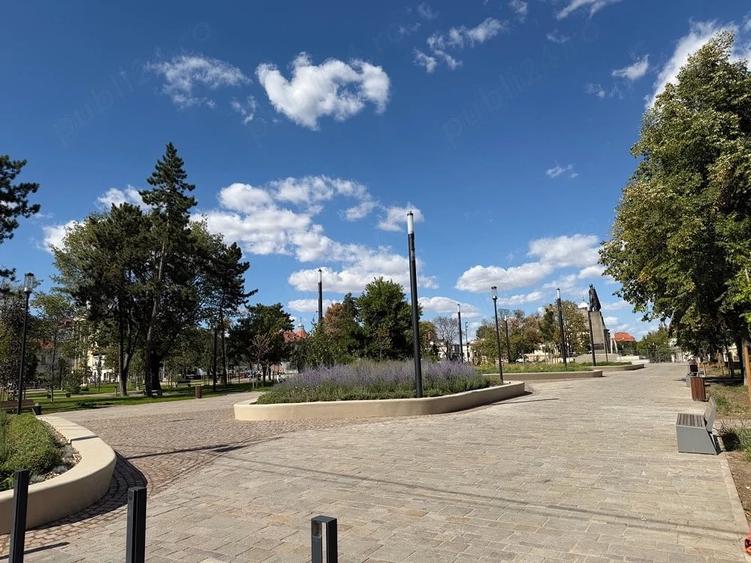 Apartament cu 2 camere decomandat în Ultracentral