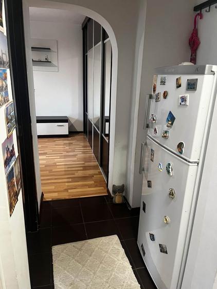 Apartament cu 2 camere semidecomandat în Brâncoveanu