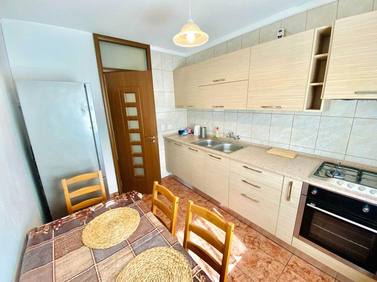 Apartament cu 2 camere decomandat în Aviației
