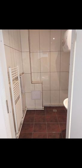 Apartament cu 2 camere decomandat în Petros
