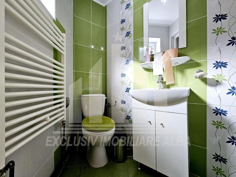 Casă individuală cu 6 camere cu Teren 400 Mp în Valea Mănăstirii