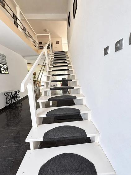 Casă cu Teren 612 Mp în Adjudu Vechi