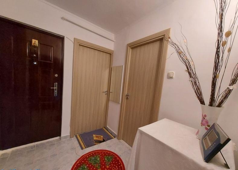 Apartament cu 3 camere decomandat în Vidin-Progresul