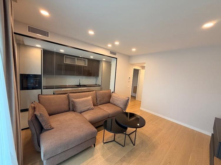 Apartament cu 2 camere decomandat, mobilat în Aviației