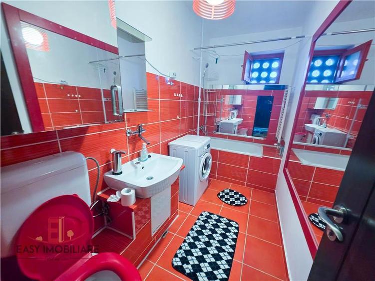 Apartament cu 4 camere decomandat în 7 Noiembrie