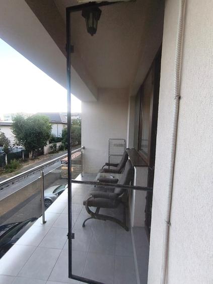 Apartament cu 2 camere decomandat în Berceni