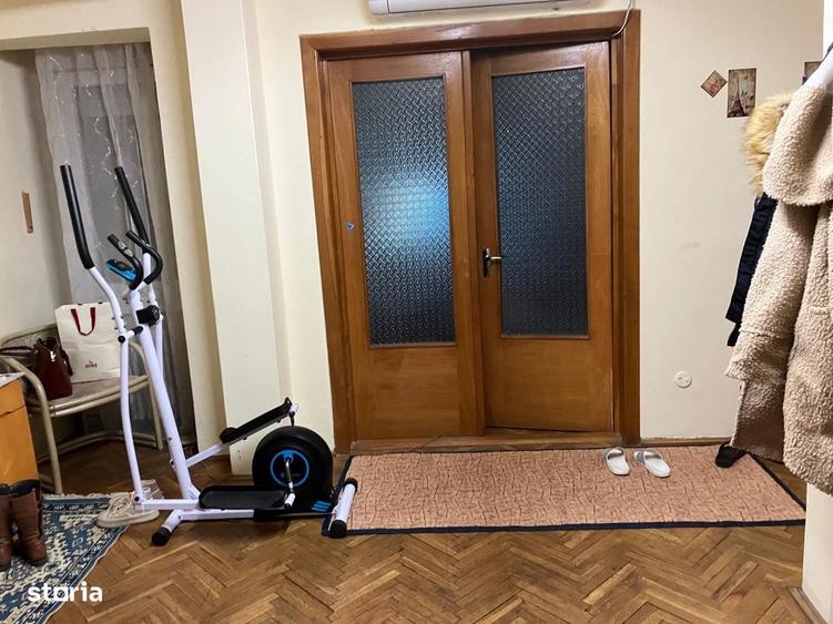 Apartament cu 4 camere în Ultracentral