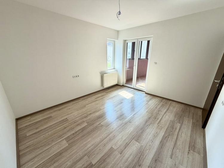 Apartament cu 3 camere decomandat în Sebeș