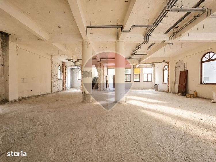 Casă cu 4 camere cu Teren 409 Mp în Central
