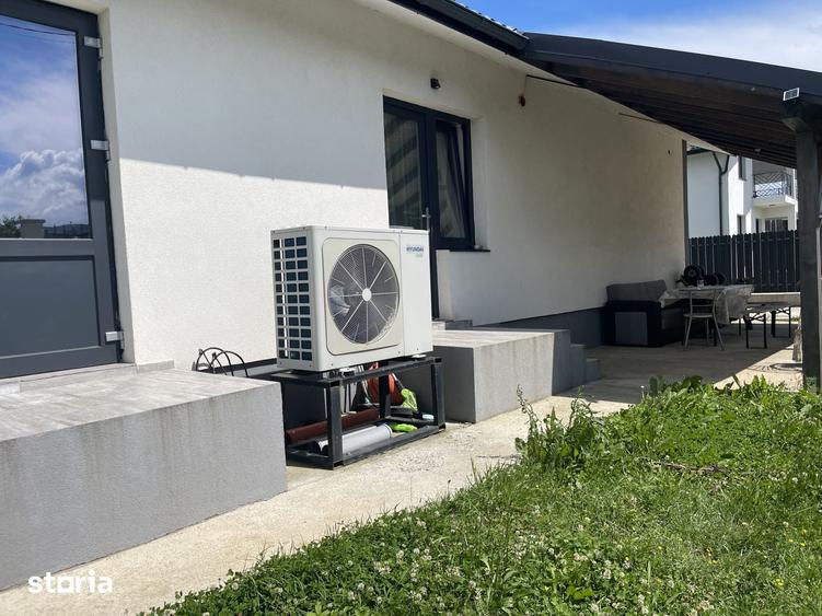 Casă cu 4 camere cu Teren 500 Mp în Central