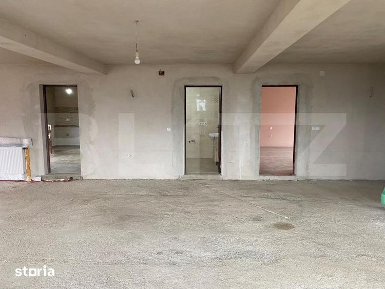 Casă cu 5 camere cu Teren 7100 Mp în Salva