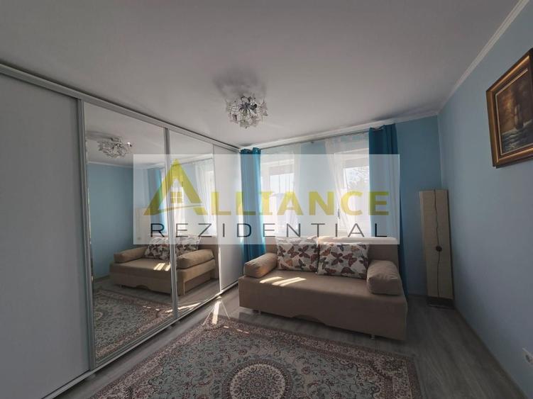 Casă individuală cu 3 camere cu Canalizare în Berceni