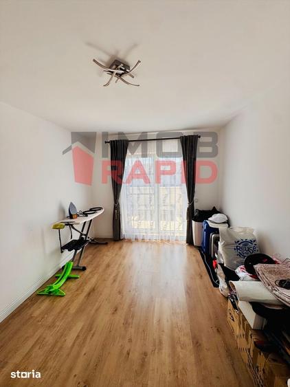 Apartament cu 3 camere în Calea Moldovei