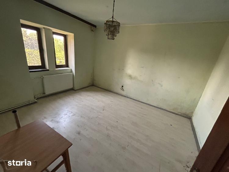 Apartament cu 3 camere decomandat în Gara