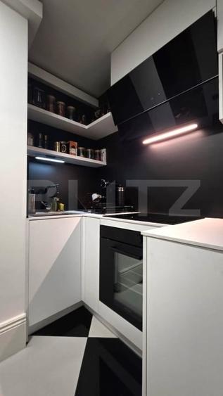 Apartament cu 2 camere semidecomandat, mobilat în Central