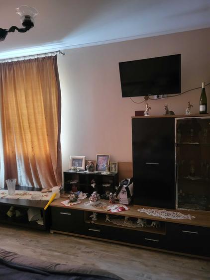 Casă cu 3 camere în Central