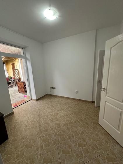 Casă cu 2 camere în Ultracentral