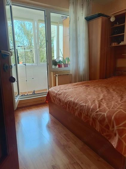 Apartament cu 3 camere decomandat în Unirii