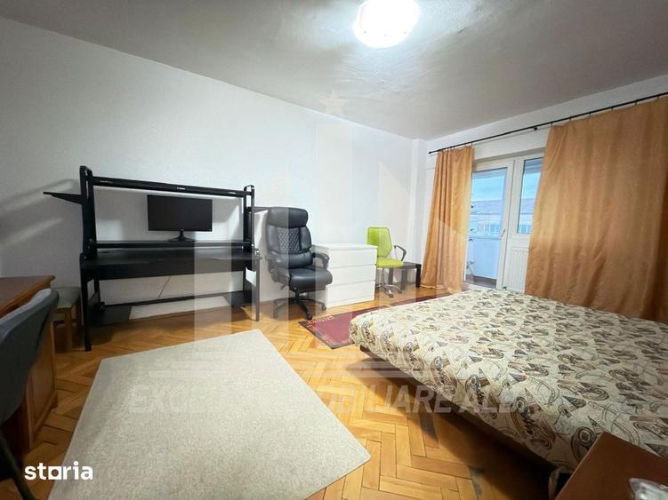 Apartament cu 3 camere decomandat, mobilat în Cetate