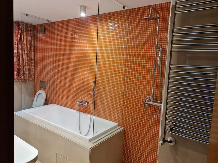 Apartament cu 2 camere decomandat, mobilat în Faleza Nord