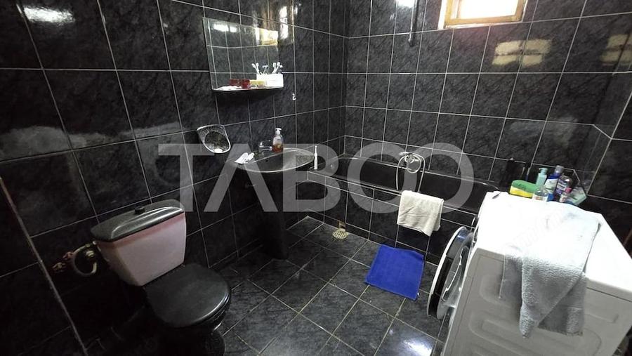 Casă cu 5 camere cu Teren 612 Mp în Central