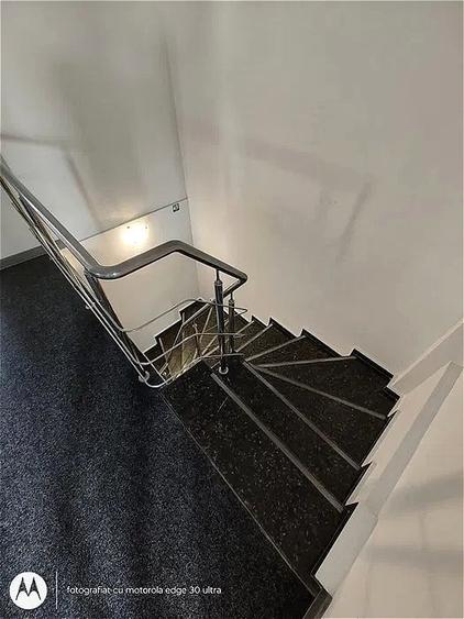 Spațiu comercial, de 220 mp, în Vitan