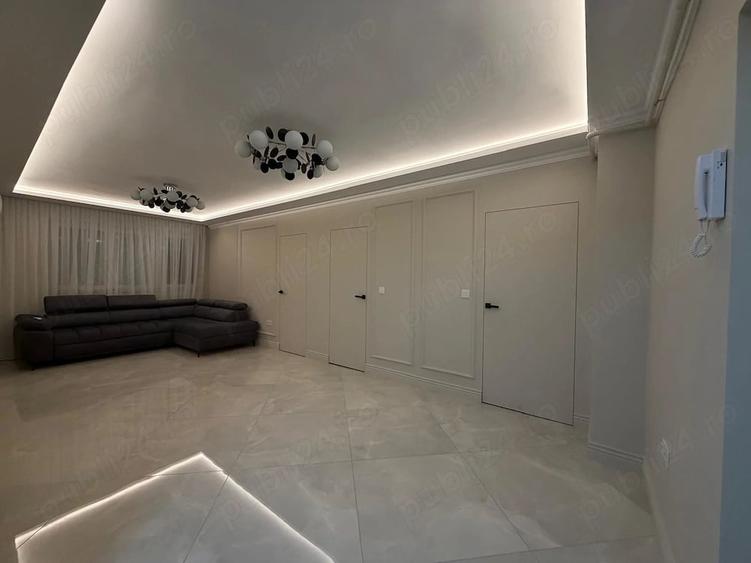 Apartament cu 3 camere decomandat în Central