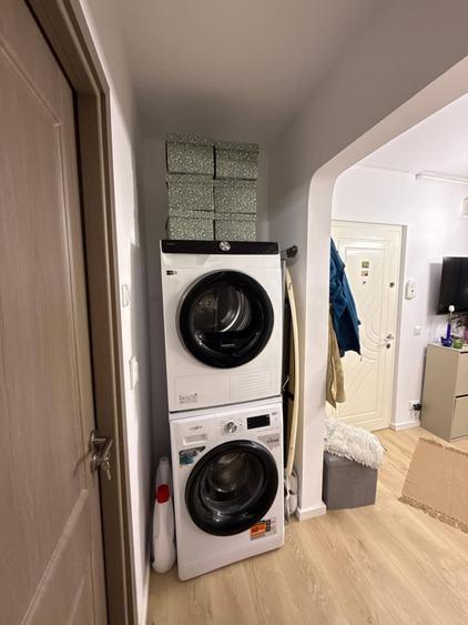 Apartament cu 3 camere semidecomandat, mobilat în Zorilor