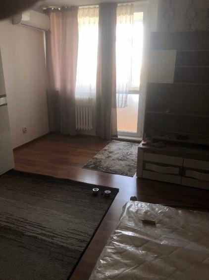 Garsonieră decomandată în Tătărași