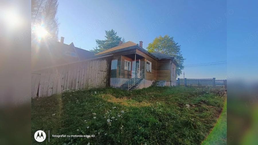 Casă cu 2 camere cu Teren 800 Mp în Beliș