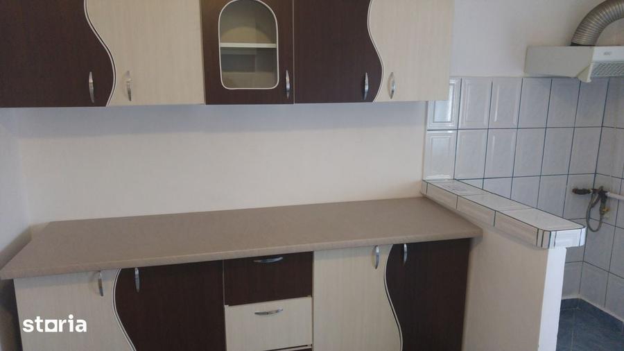 Apartament 2 camere Brosteni - 6