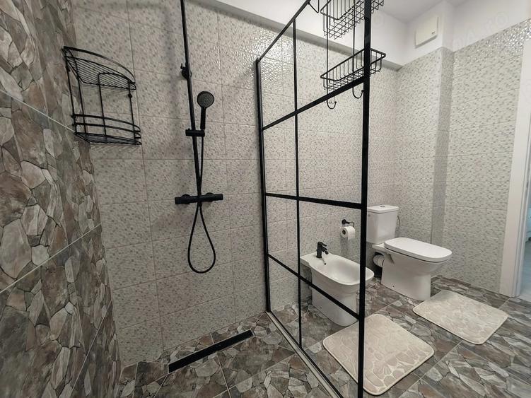 Apartament cu 2 camere decomandat în Exterior Vest
