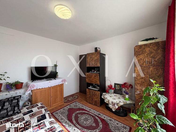 Apartament cu 3 camere semidecomandat în Circumvalațiunii