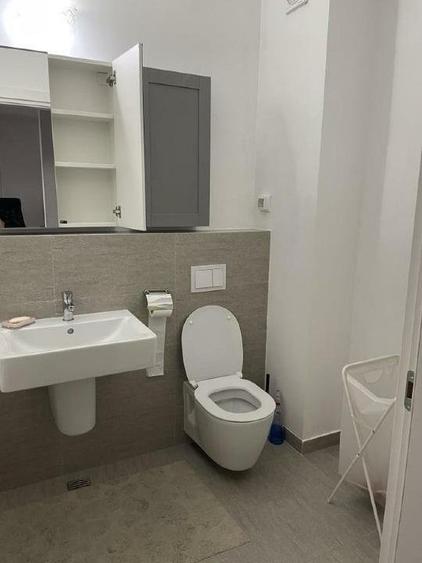 Apartament cu 2 camere decomandat, mobilat în Bd. Laminorului