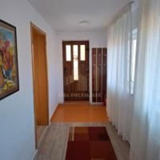 Casă cu 2 camere cu Teren 317 Mp în Schei
