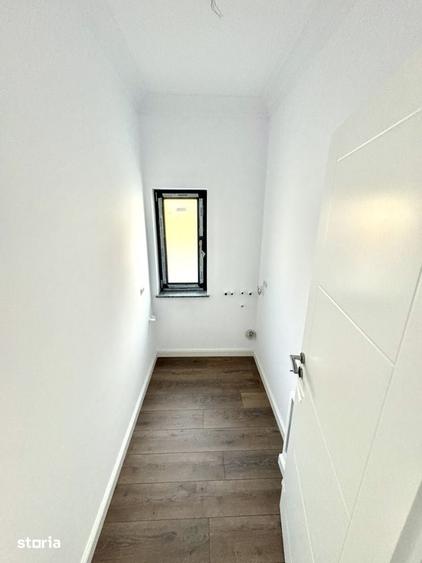 Casă cu 4 camere cu Teren 400 Mp în Rediu