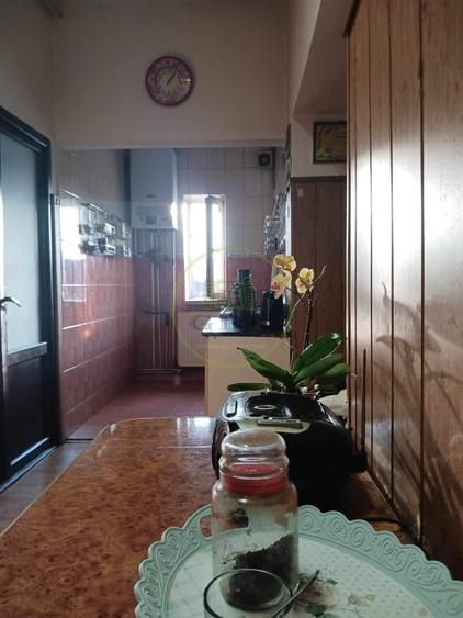 Apartament cu 2 camere decomandat în Craiter