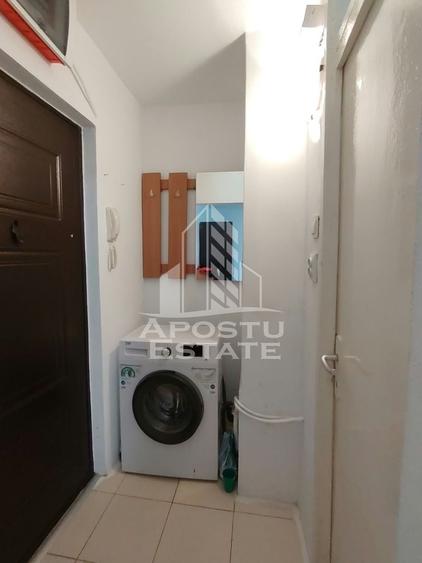 Garsonieră nedecomandată, mobilată în Buziașului