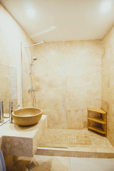 Apartament cu 2 camere semidecomandat în Vitan Mall