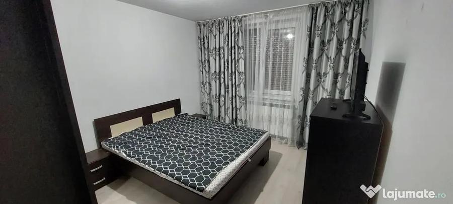 Apartament cu 2 camere decomandat în Neptun