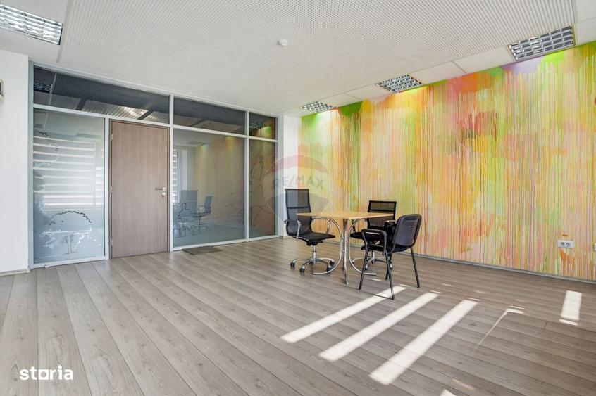 Spațiu comercial, de 435 mp, în Bogonos