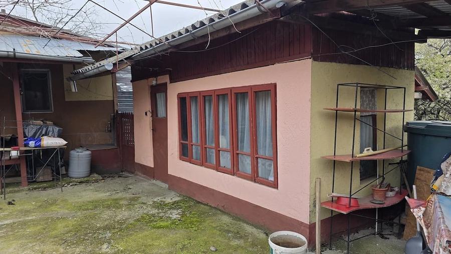 Casă cu 4 camere cu Teren 506 Mp în Călugăreni
