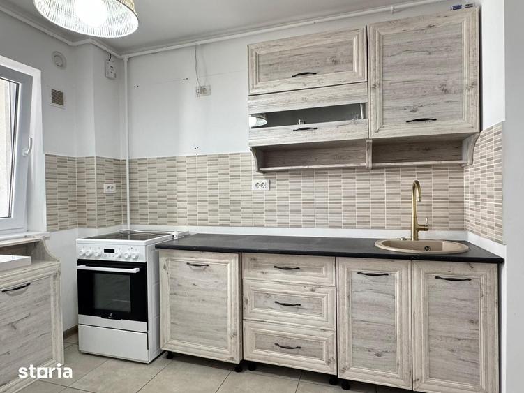 Apartament cu 2 camere semidecomandat în Tractorul