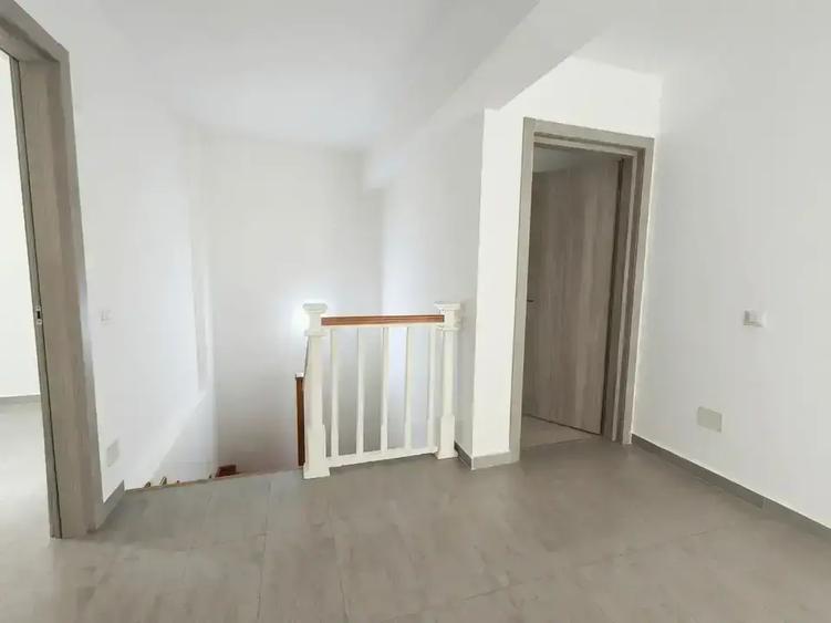 Apartament cu 3 camere nedecomandat în Virtuții