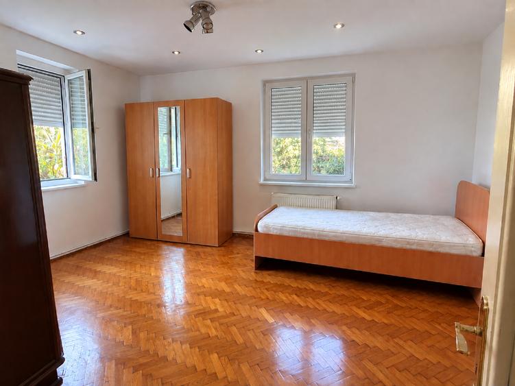 Casă individuală cu 3 camere cu Teren 400 Mp în 1 Mai
